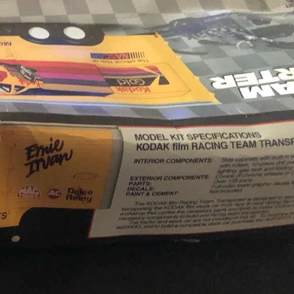 KODAK RACING TEAM TRANSPORTER - Picture 6 of 12